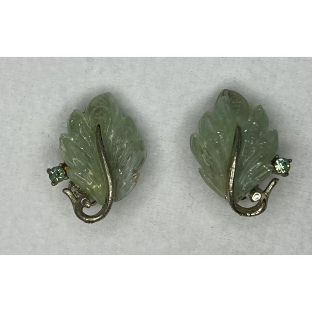 Vintage Coro Green Lucite Carved Leaf Clip-On Earrings Gold Tone Rhinestones